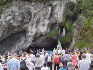 Comme un chemin à contre-courant… Homélie du mardi à Lourdes